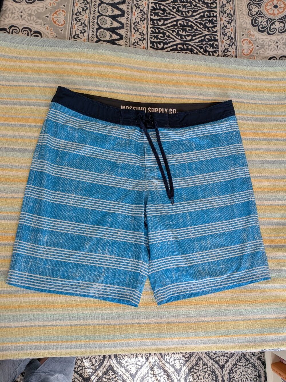 ⭐ Men's Mossimo Blue Striped Board Shorts Size 44